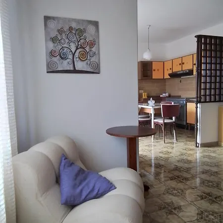 Le Fioriere Apartment